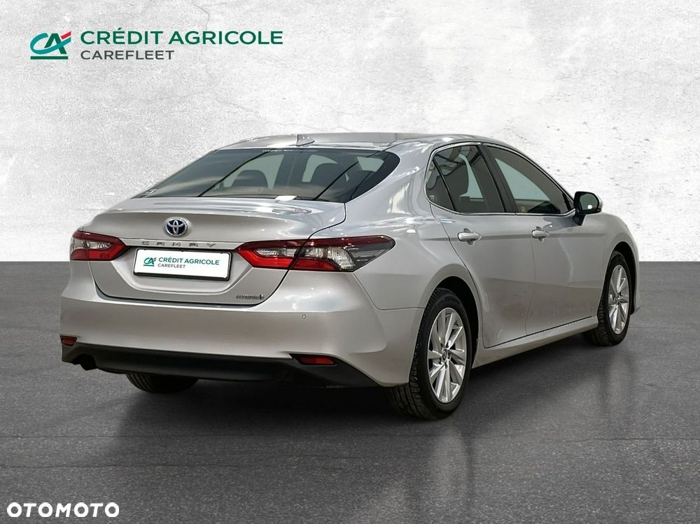 Toyota Camry - 6