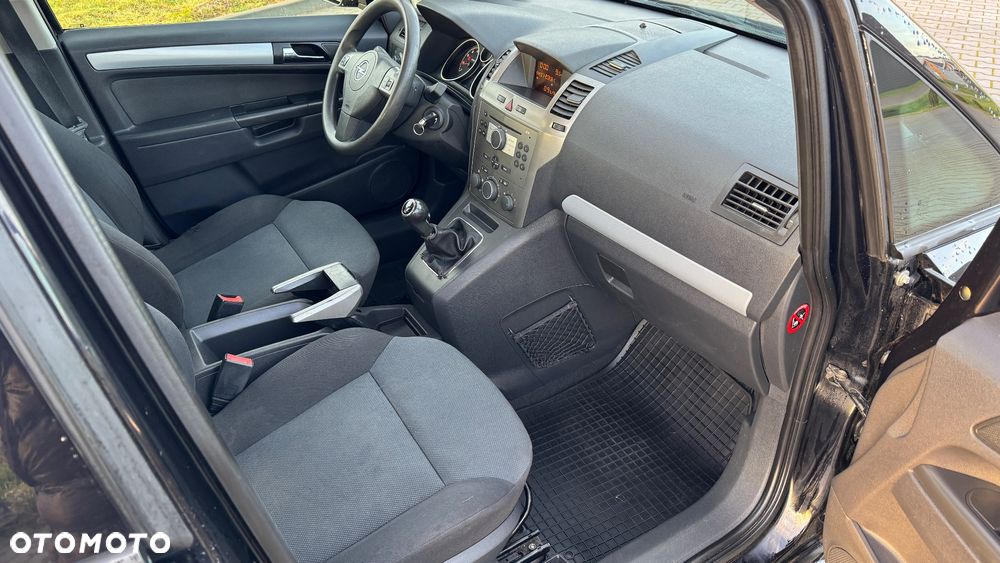 Opel Zafira 1.8 Enjoy - 12