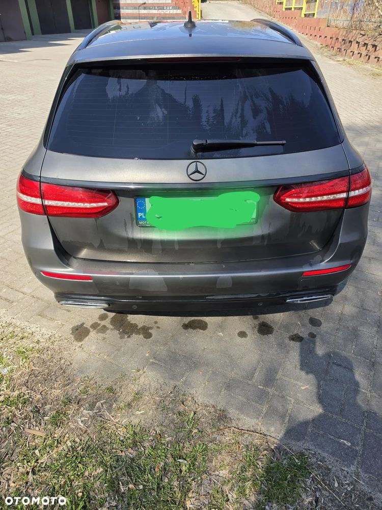 Mercedes-Benz Klasa E 220 d 9G-TRONIC - 3