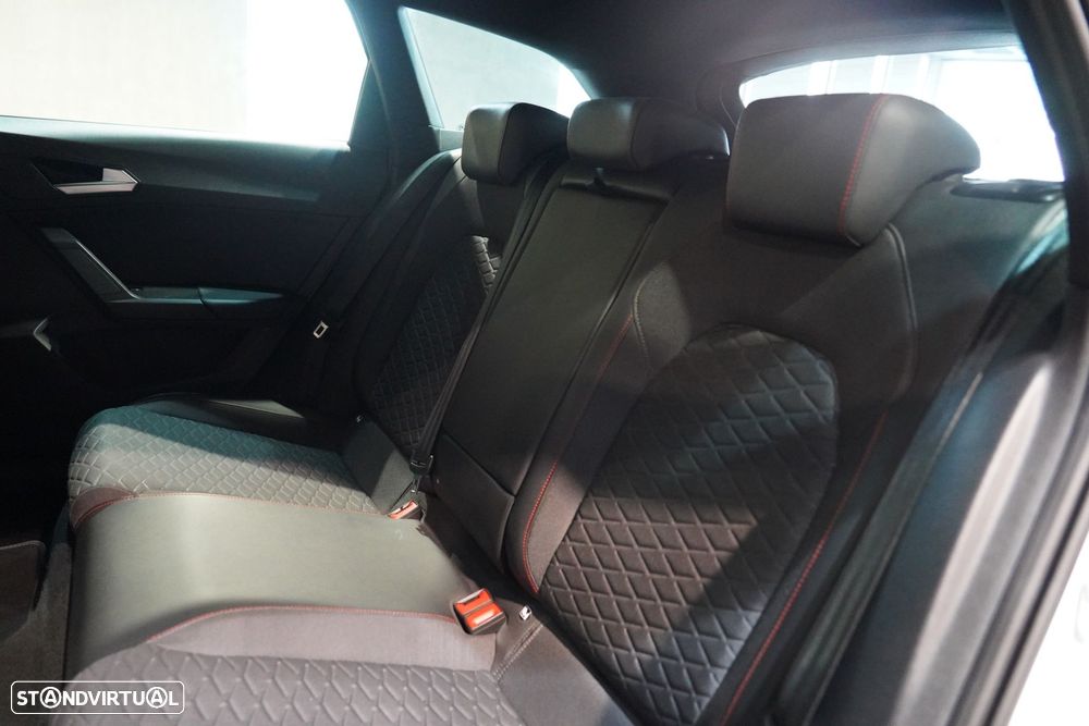 SEAT Leon ST 2.0 TDI FR - 27