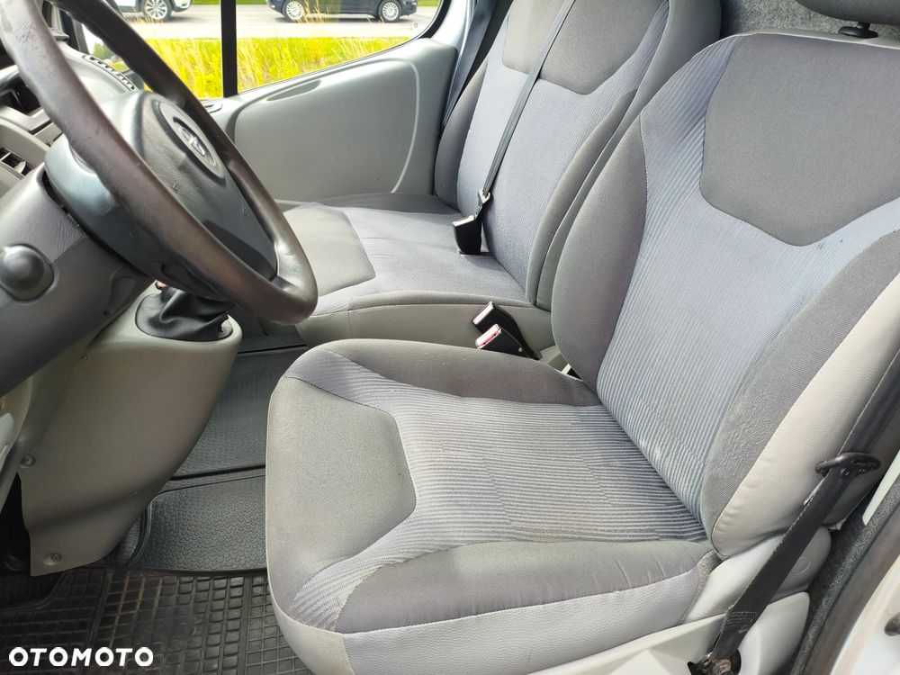 Opel Vivaro - 19
