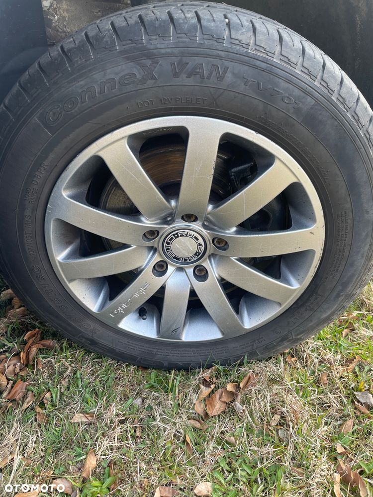 Volkswagen Transporter T5 - 15