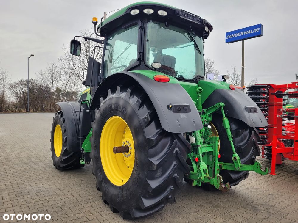 John Deere 7210R - 6