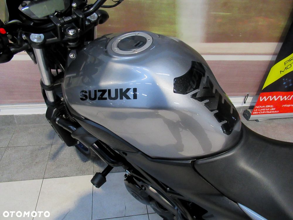 Suzuki SV - 24