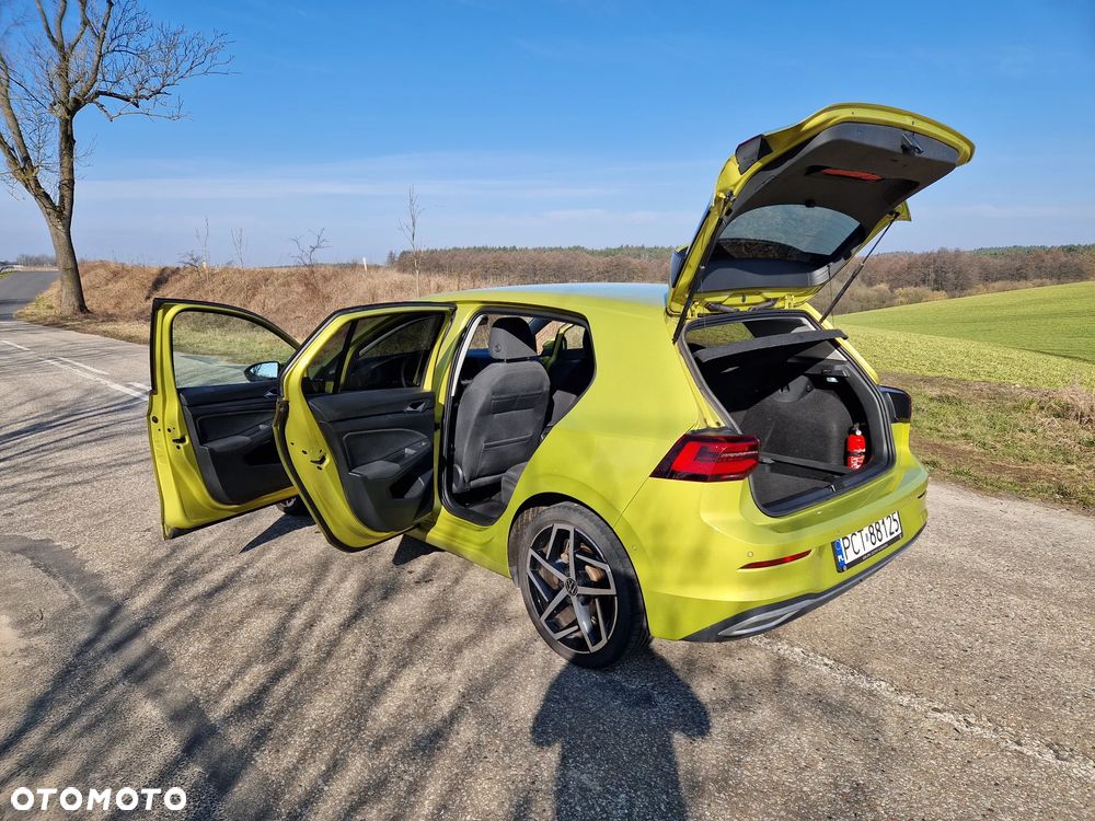 Volkswagen Golf 1.5 TSI BMT Evo IQ Drive DSG - 17