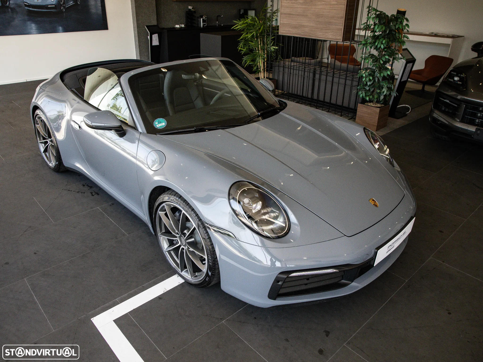 Porsche 911 (992) Carrera Cabriolet PDK - 11