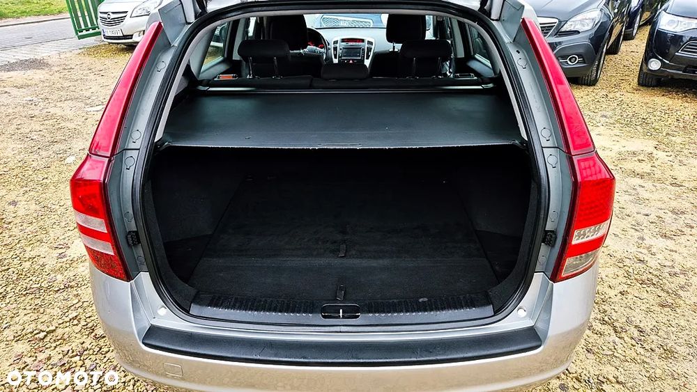 Kia Ceed 1.4 CVVT Dream-Team Edition - 35