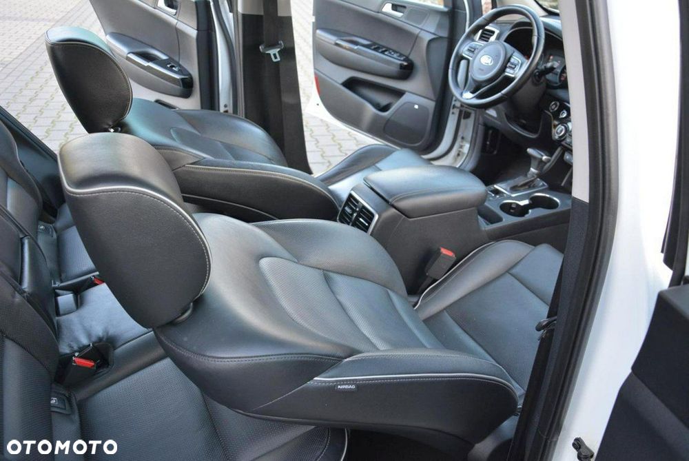 Kia Sportage 2,0 CRDI AWD Platinum - 18