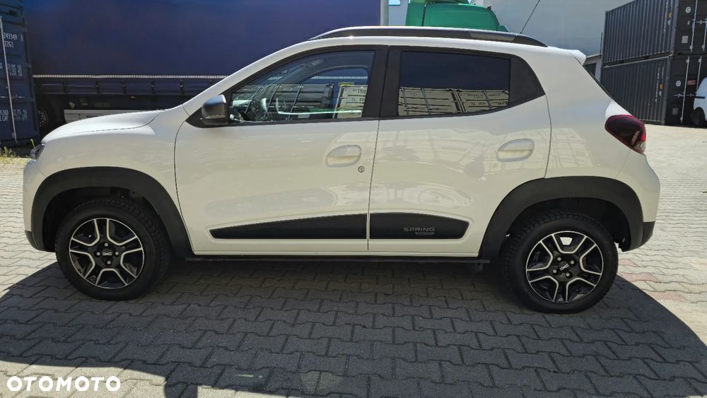 Dacia Spring - 12