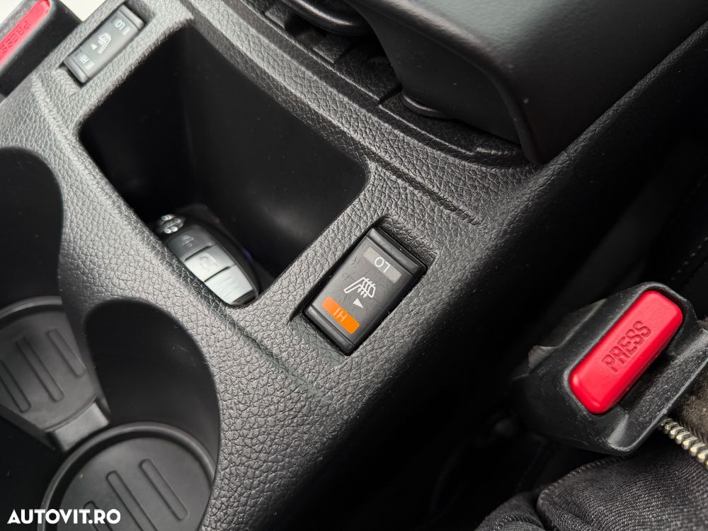 Nissan Qashqai 1.6 DCI Xtronic TEKNA+ - 11