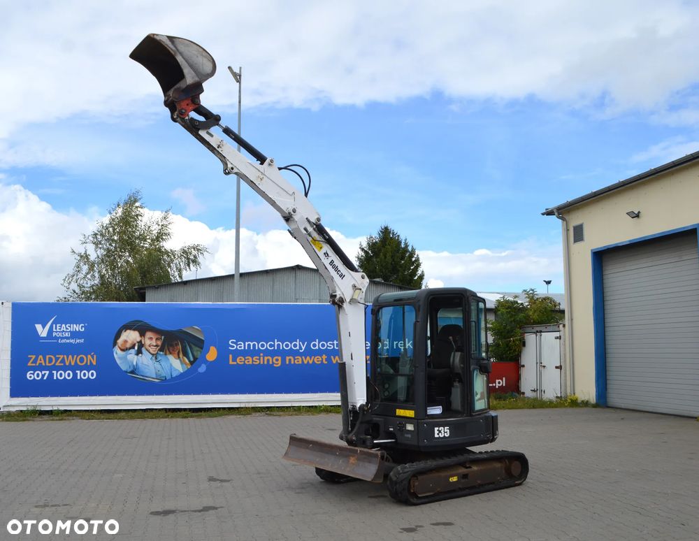 Bobcat E35 - 3