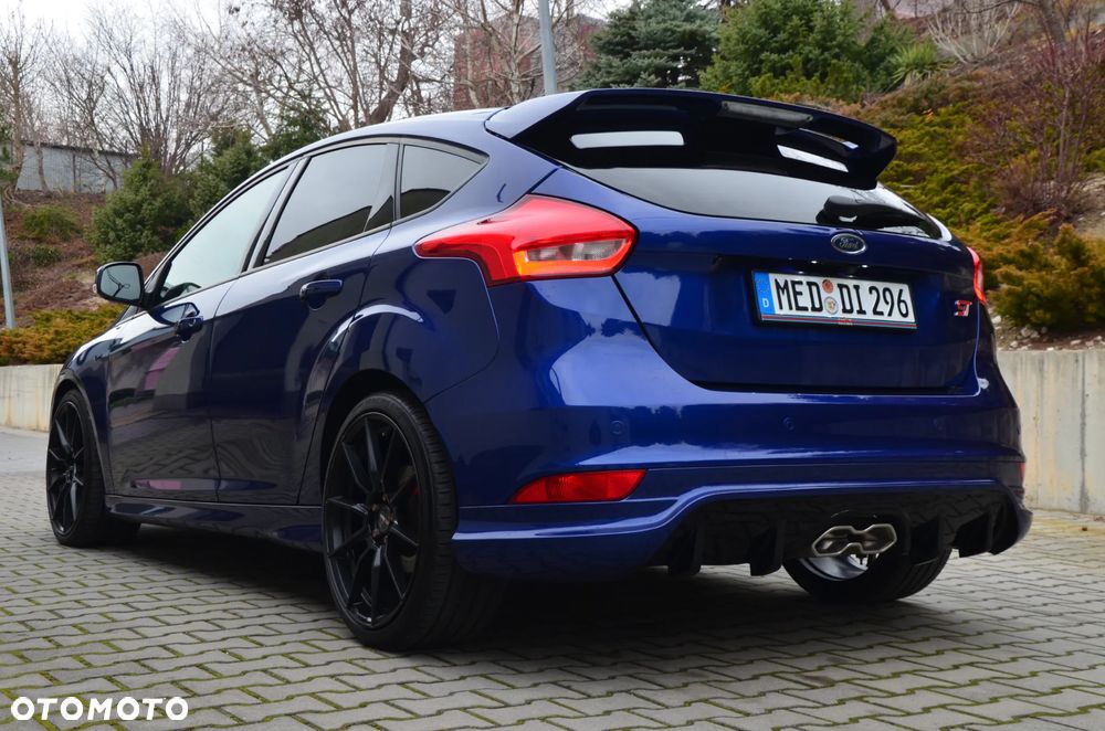 Ford Focus 2.0 TDCi ST mit Leder-Sport-Paket - 11