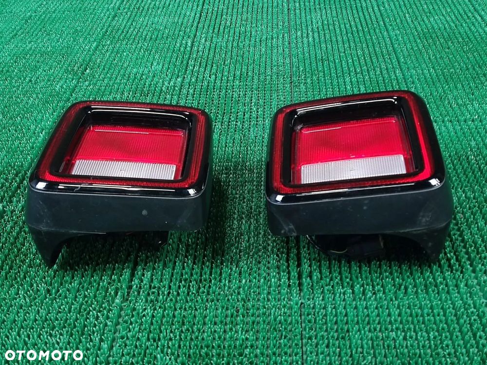 JEEP WRANGLER JL USA od 2018r Lampa Tył Prawa Lewa - 2