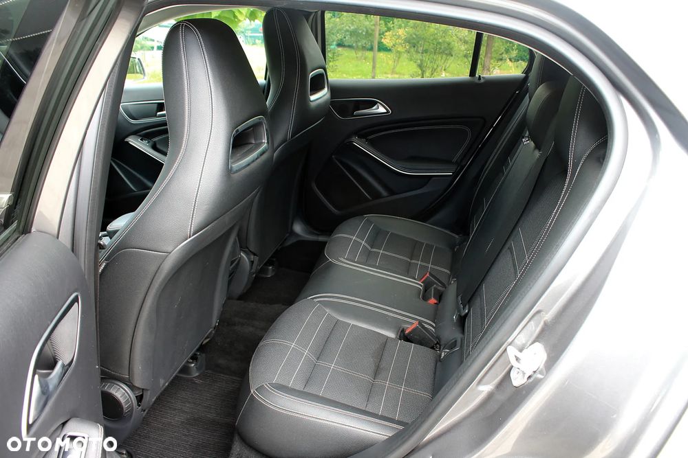 Mercedes-Benz GLA 200 (CDI) d 7G-DCT Urban - 9