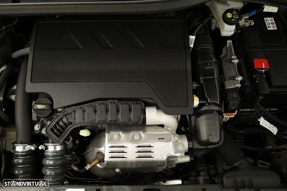 Peugeot 2008 1.2 PureTech Allure - 22