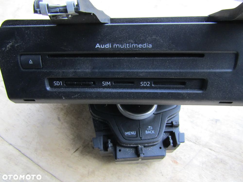 AUDI A4 B9 CZYTNIK KART MULTIMEDIA WYSWIETLACZ 15 19R 1.4TFSI 8W0035192B - 2