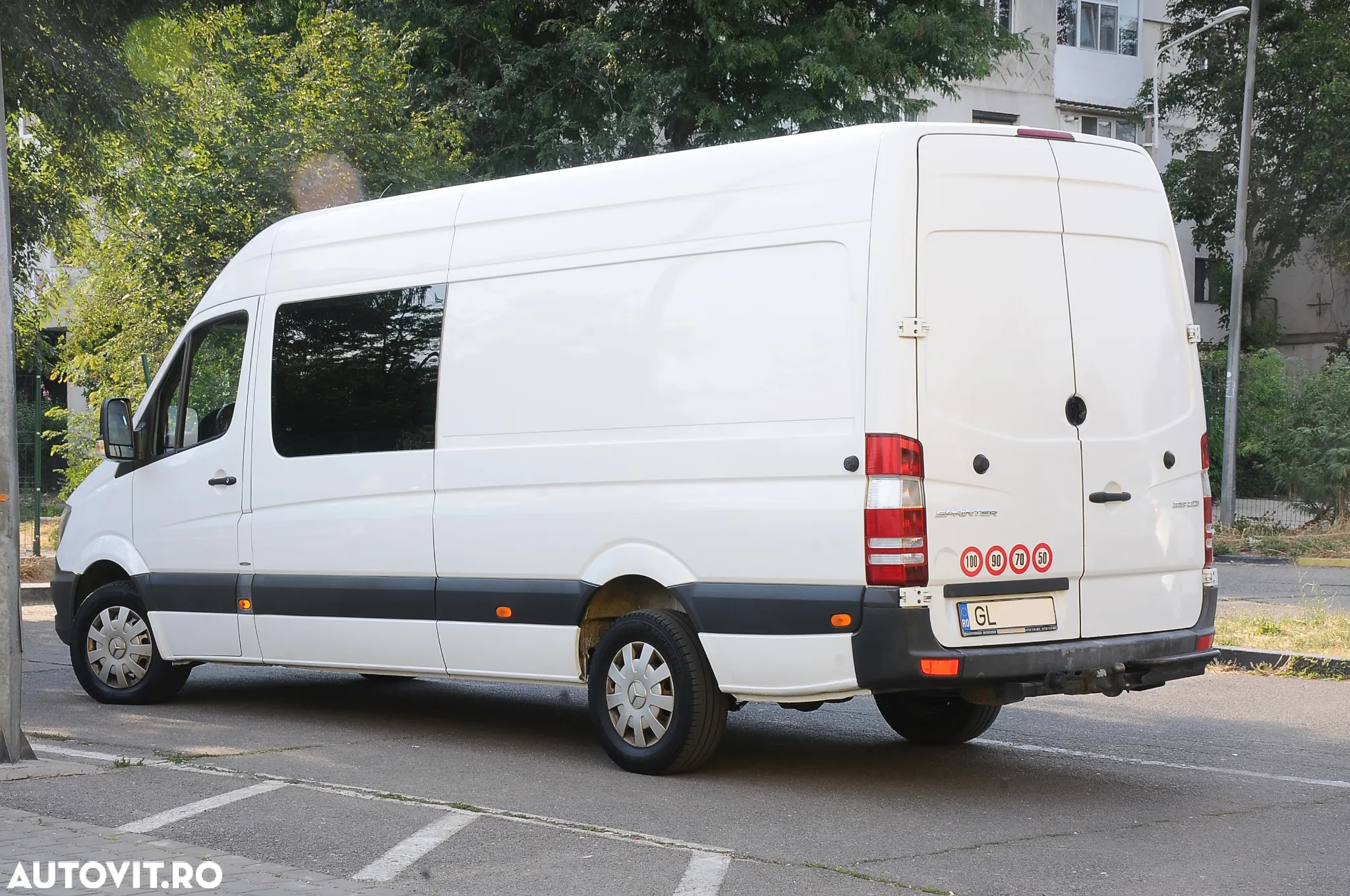 Mercedes-Benz Sprinter - 3