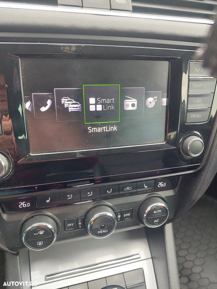 Skoda Octavia 2.0 TDI ELEGANCE DSG - 13