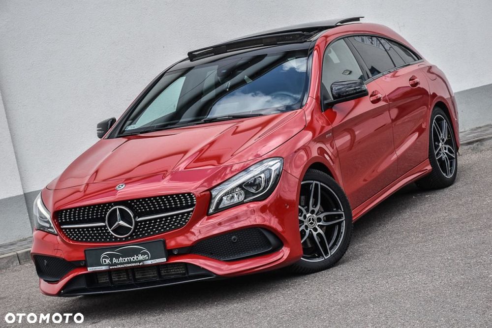 Mercedes-Benz CLA 220 4-Matic AMG Line - 3