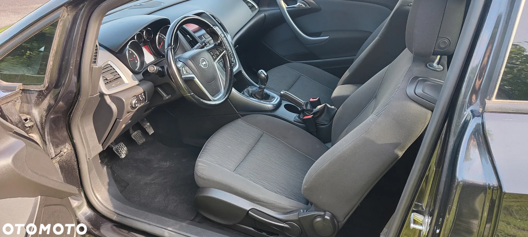Opel Astra GTC 1.7 CDTI DPF ecoFLEX Start/Stop - 10