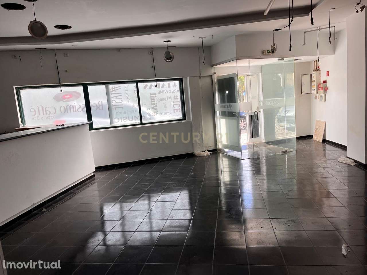 Moradia no Centro do Cartaxo – Excelente Oportunidade de Investimento! - Grande imagem: 3/47