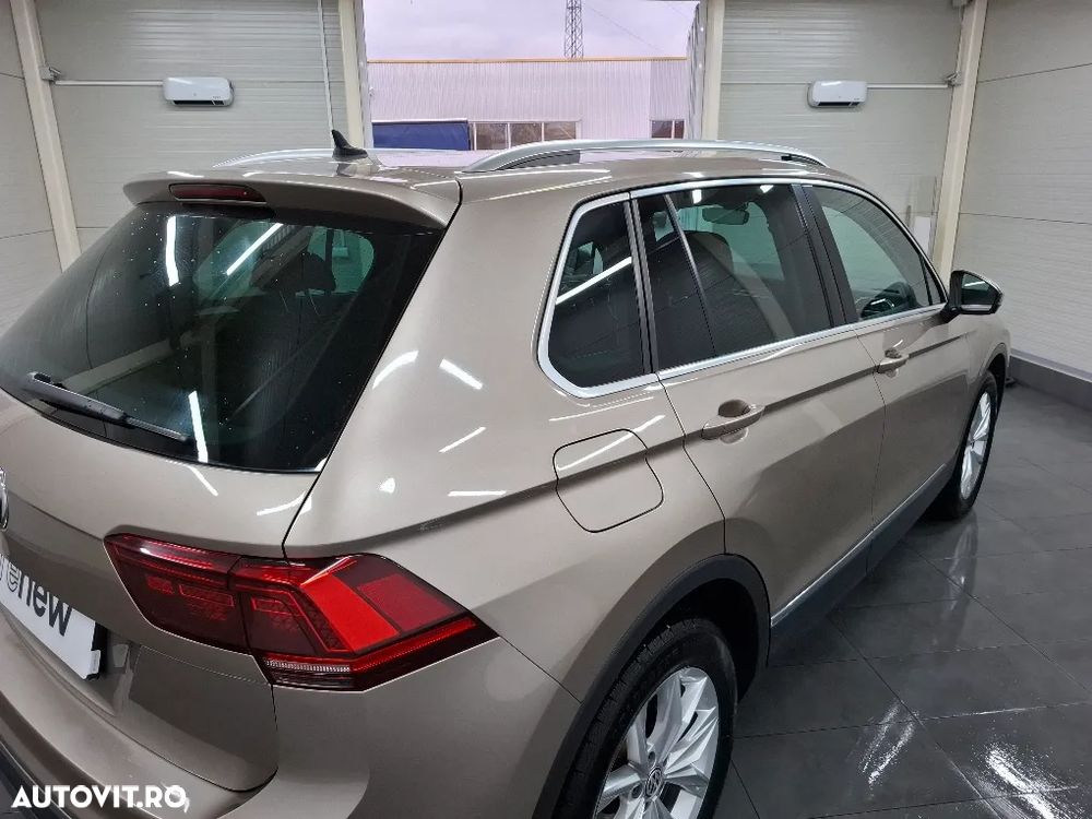 Volkswagen Tiguan 2.0 TDI DPF DSG 4Mot Highline - 11