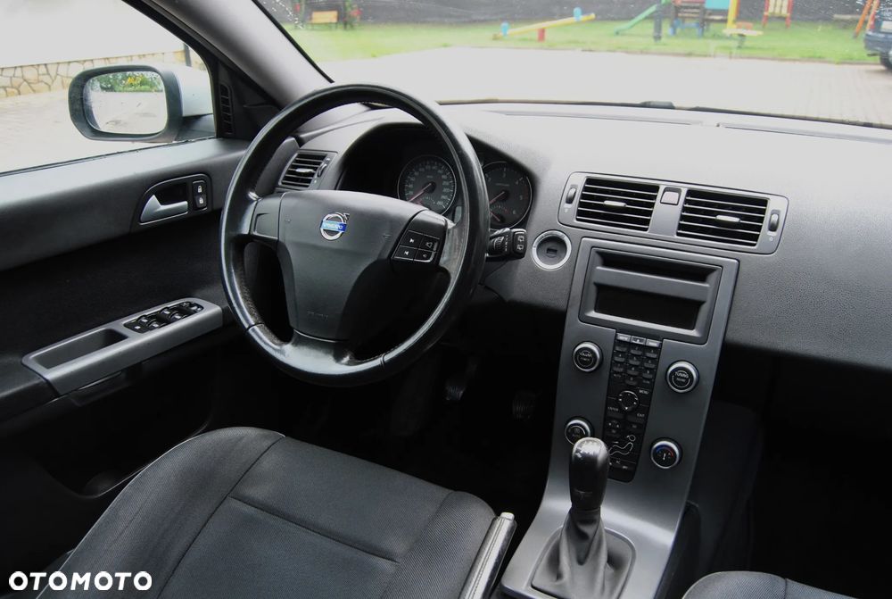 Volvo V50 1.6D Momentum - 11