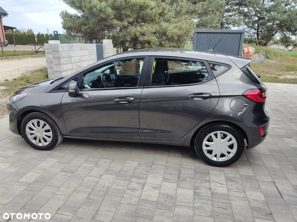 Ford Fiesta 1.0 EcoBoost S&S TITANIUM - 4