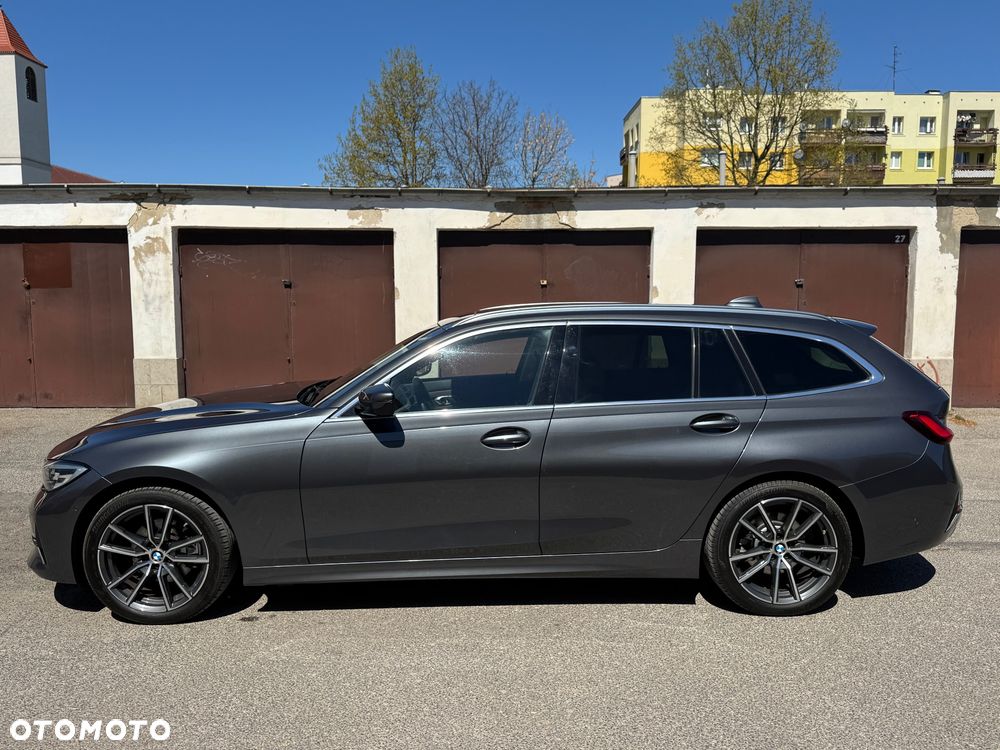 BMW Seria 3 320d Luxury Line - 3