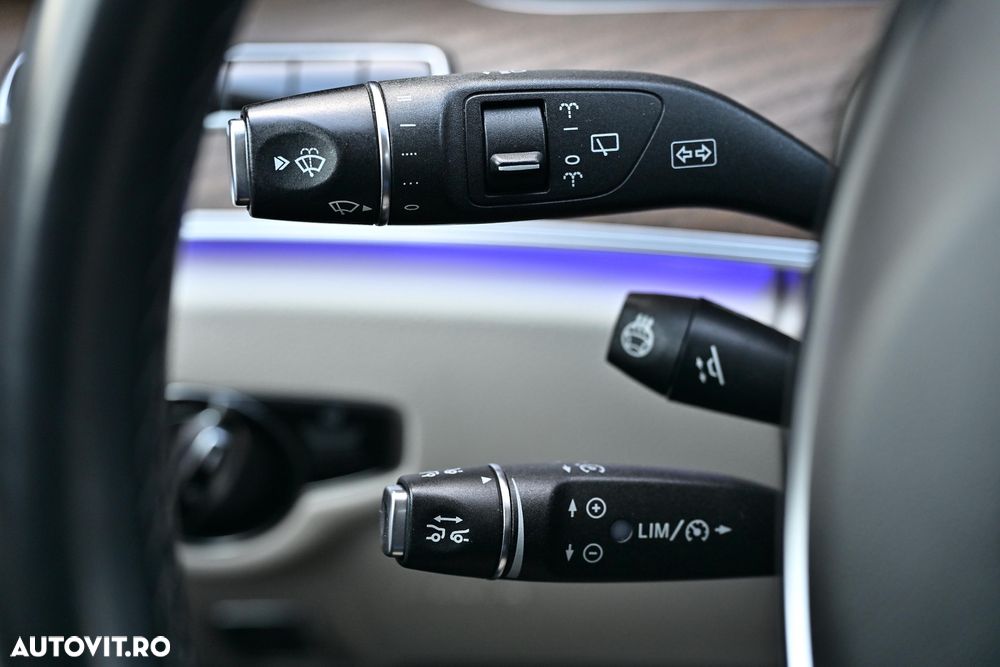 Mercedes-Benz E 220 d T-Modell 4MATIC Aut - 16