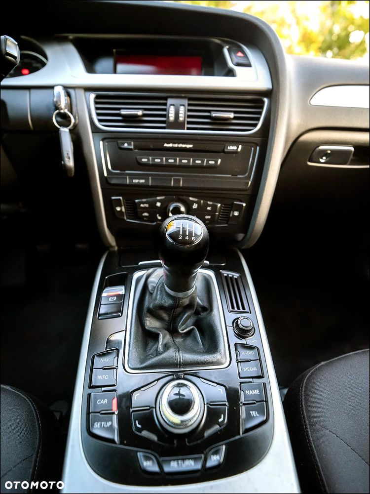 Audi A4 Avant - 27
