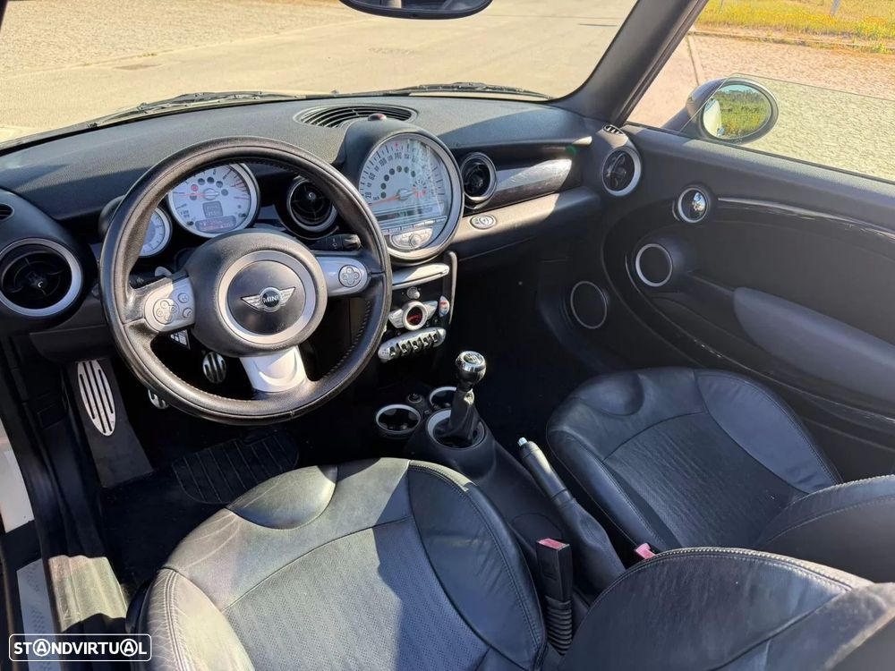 MINI Cabrio Cooper S - 12