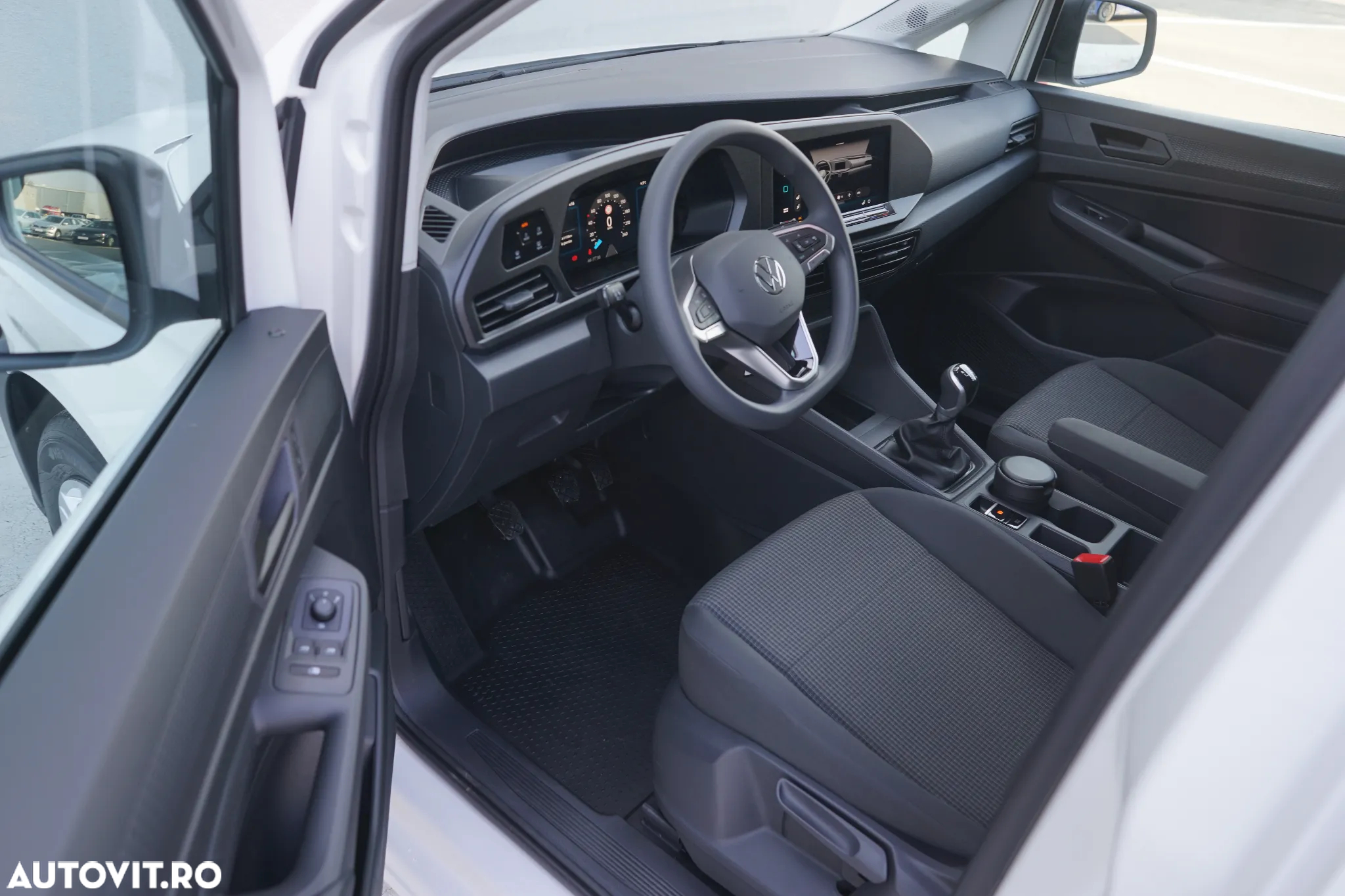 Volkswagen Caddy Maxi 2.0 TDI 75 kW - 13