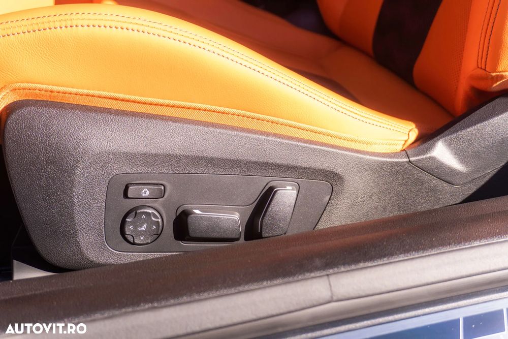 BMW M4 Competition M xDrive AT - 33