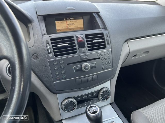 Mercedes-Benz C 220 CDi Avantgarde - 11