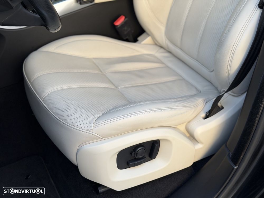 Land Rover Range Rover Sport 3.0 SDV6 HSE Dynamic - 33