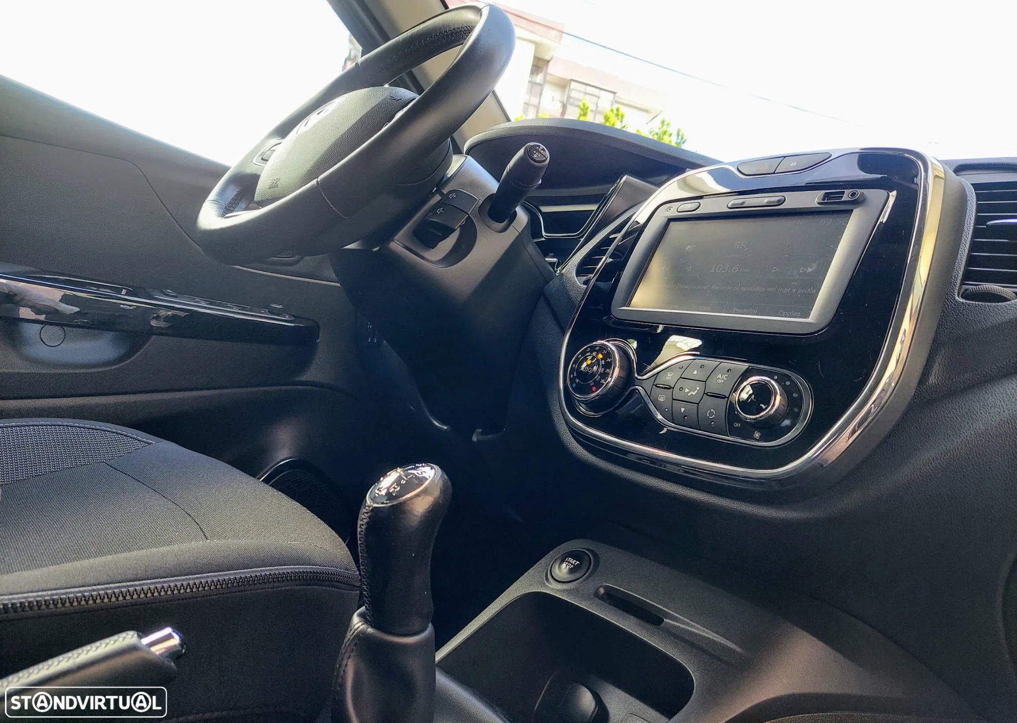 Renault Captur 0.9 TCE Exclusive - 48