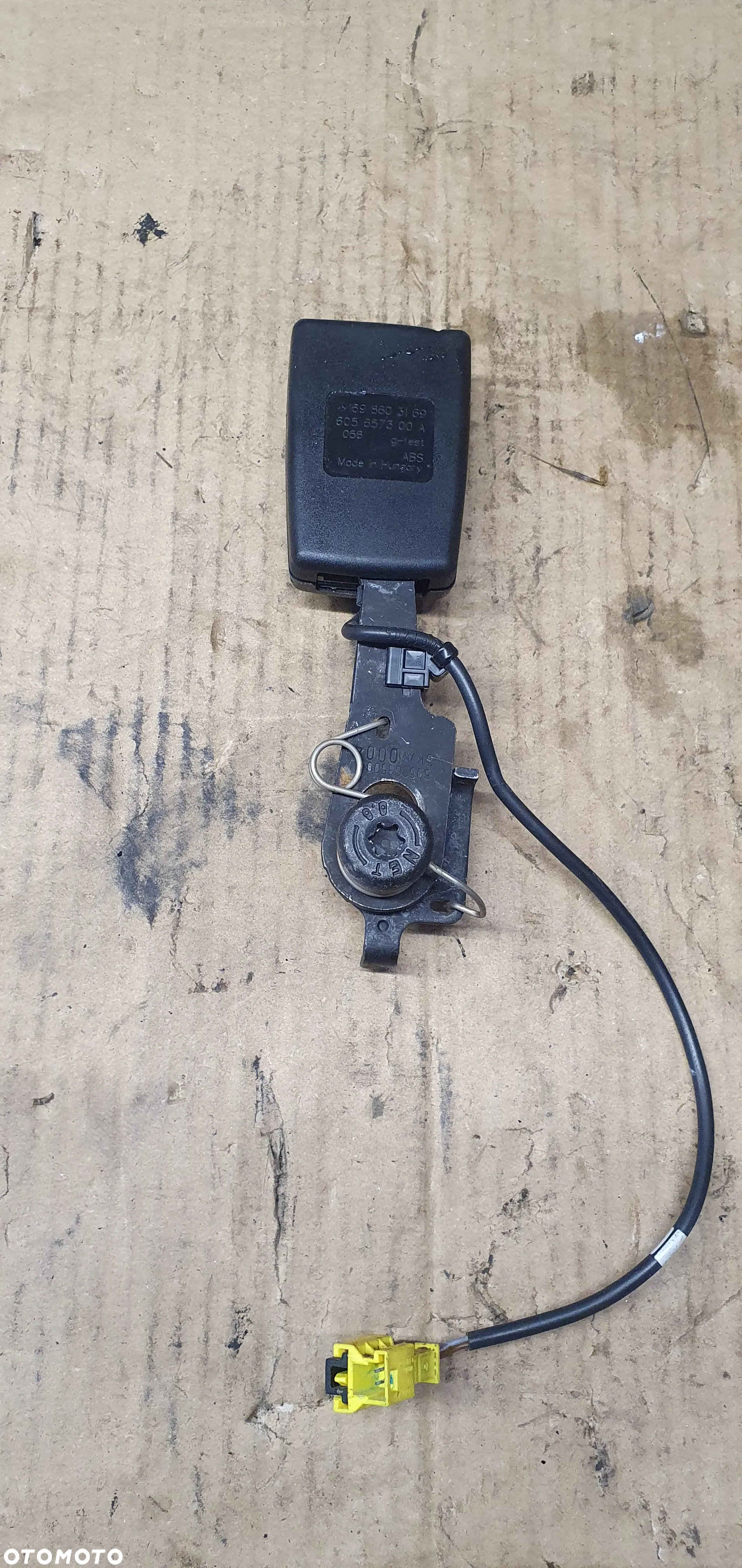 Zapinka pasa lewy tył tylna lewa Mercedes W169 1698603169 - 2