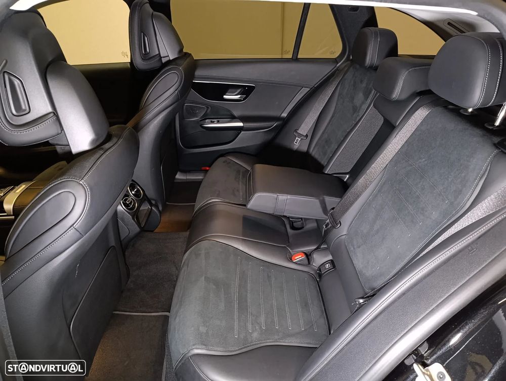 Mercedes-Benz C 300 e AMG Line - 13