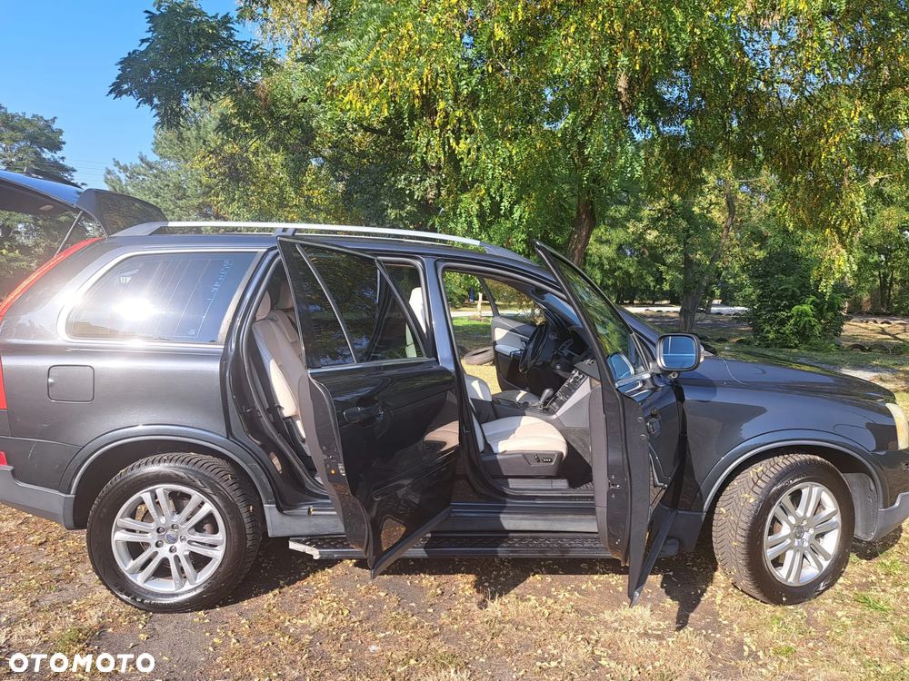 Volvo XC 90 - 7