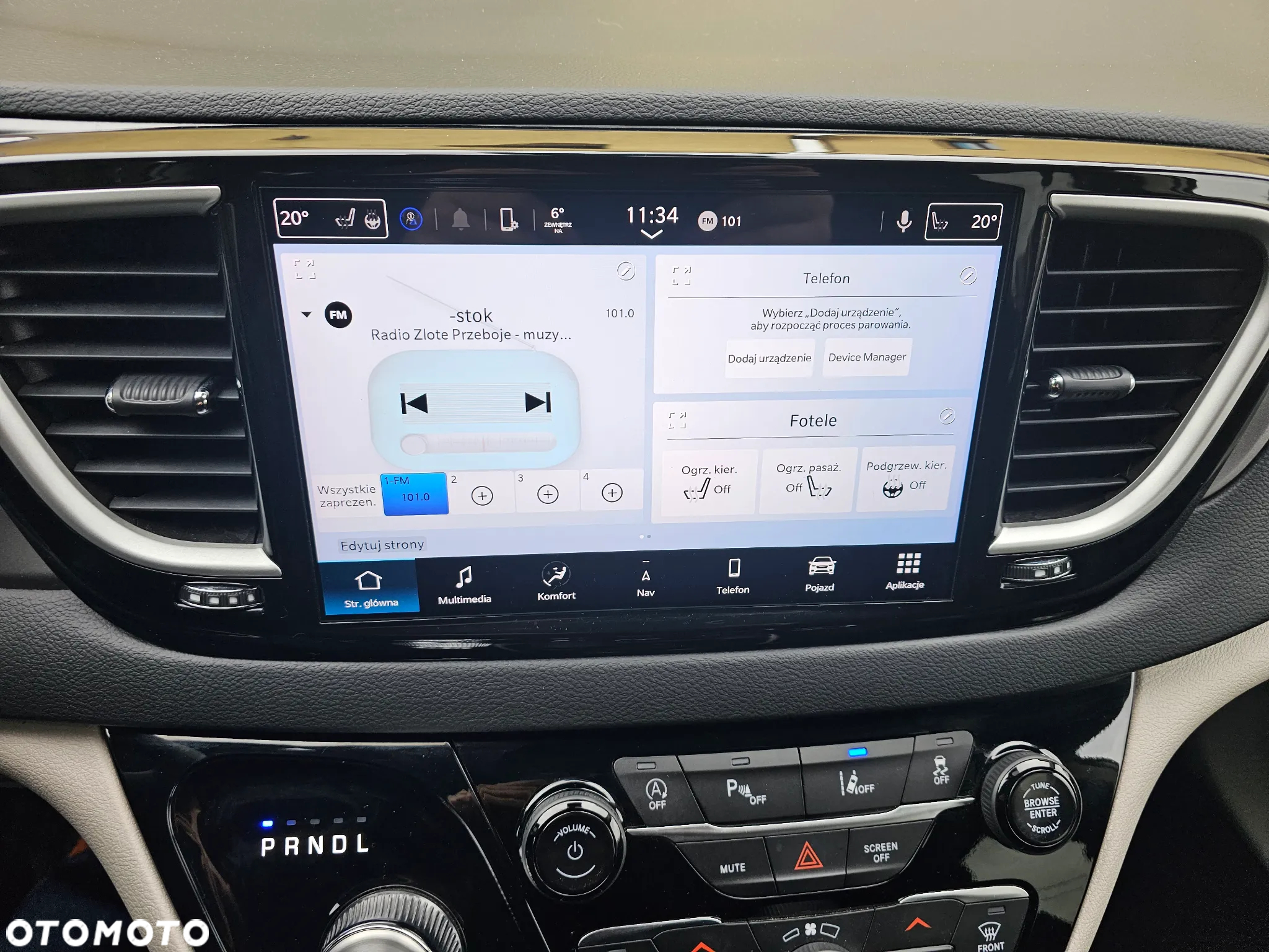 Chrysler Pacifica - 22
