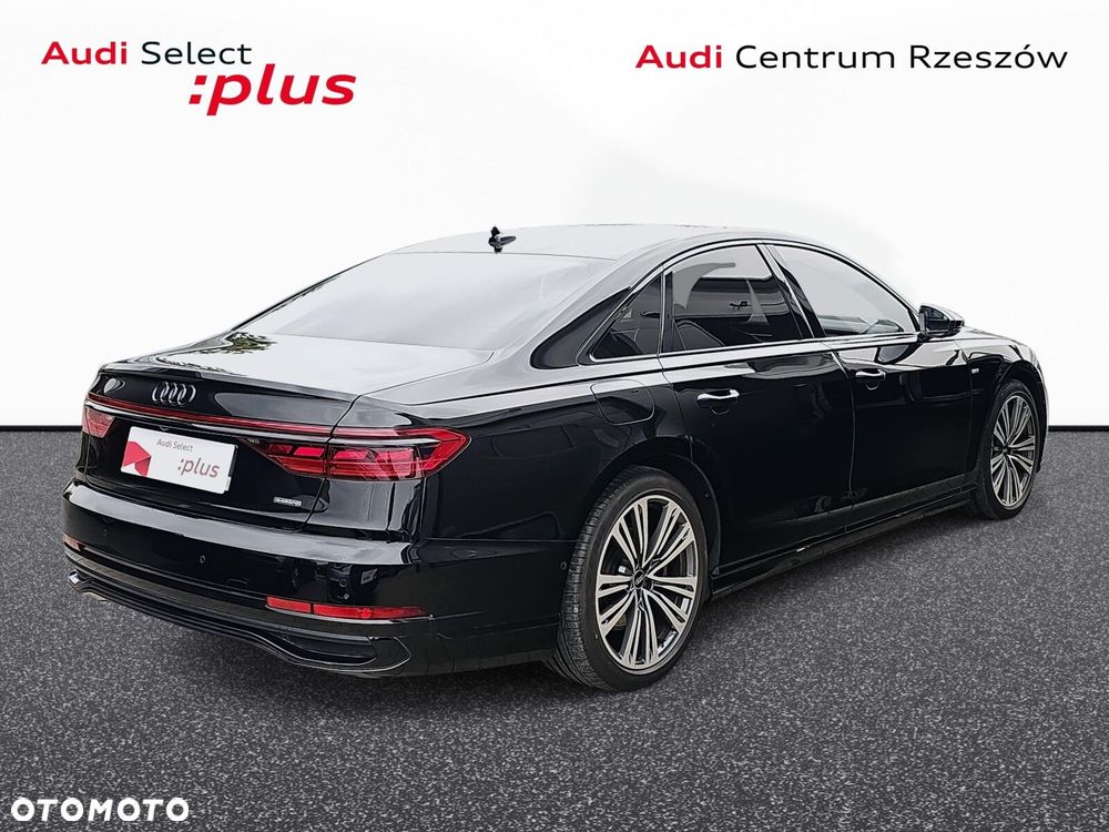 Audi A8 - 6
