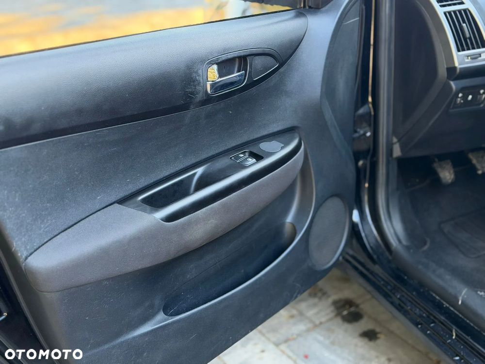 Hyundai i20 1.25 Wersja Jubileuszowa - 20