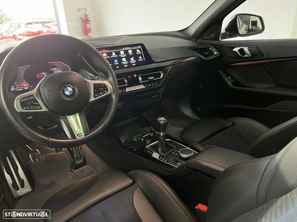 BMW 116 d M Sport - 14