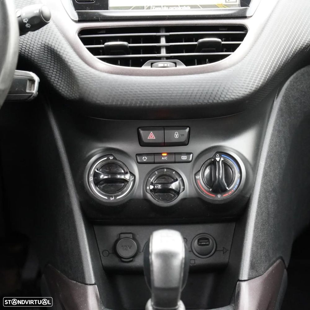 Peugeot 2008 1.4 HDi Active - 22