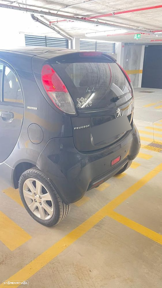 Peugeot iOn Active - 3