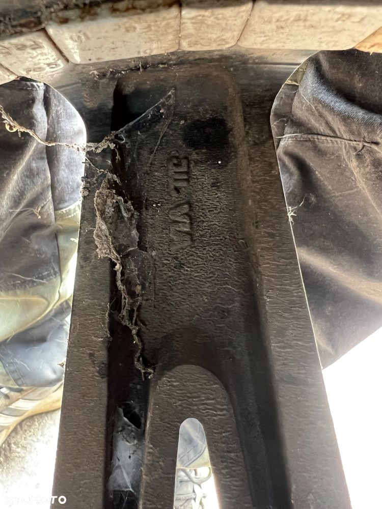 Felga Nissan titan 5.6b v8 20cali aluminiowa - 6