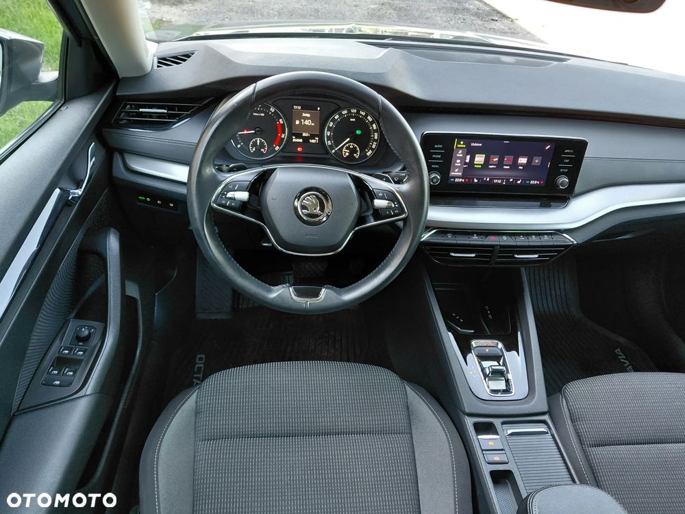 Skoda Octavia 1.5 TSI e-Tec Ambition DSG - 5