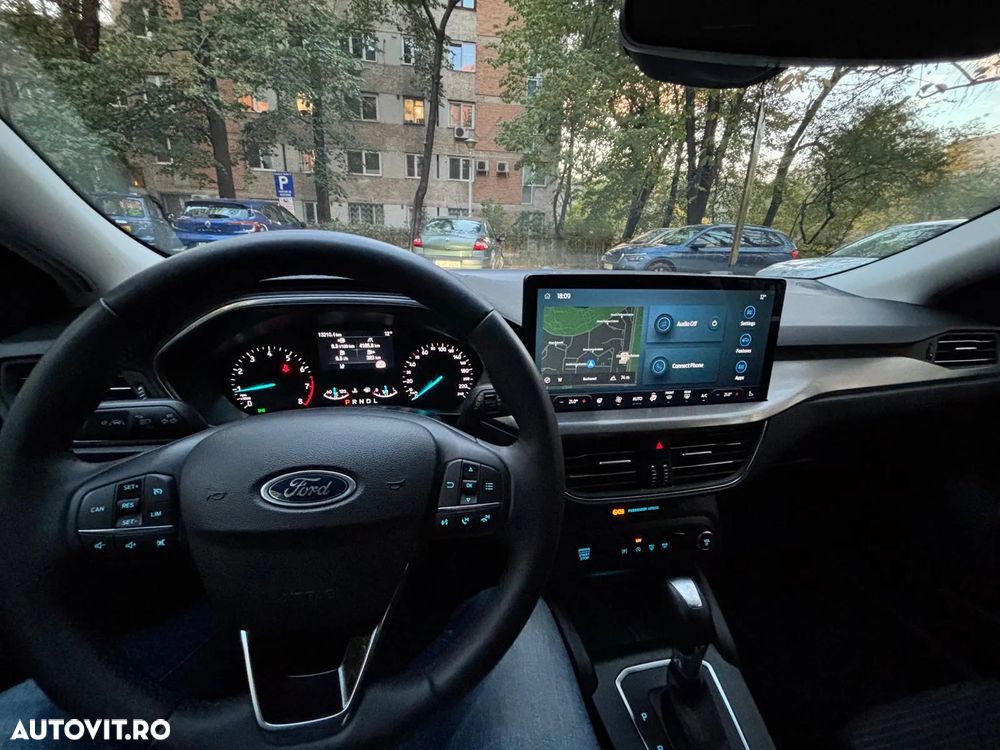 Ford Focus 1.0 EcoBoost Titanium - 4