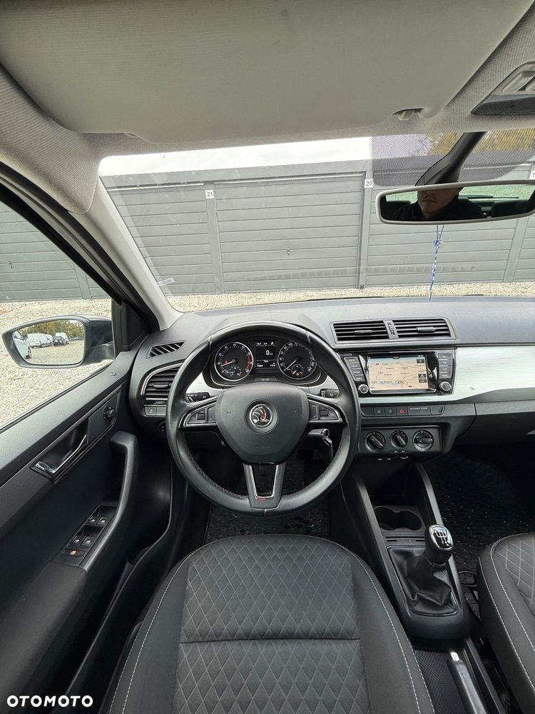 Skoda Fabia 1.2 TSI Drive - 23